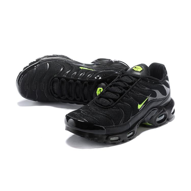 AIR MAX PLUS TN ‘BLACK GREEN VOLT’