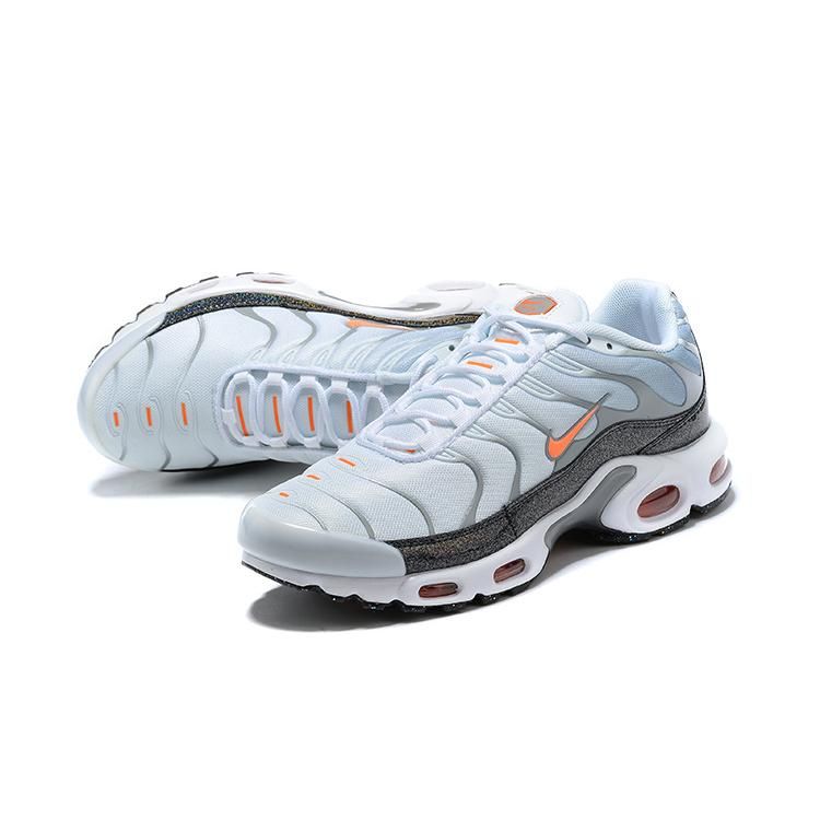 AIR MAX PLUS TN ‘CRATER’